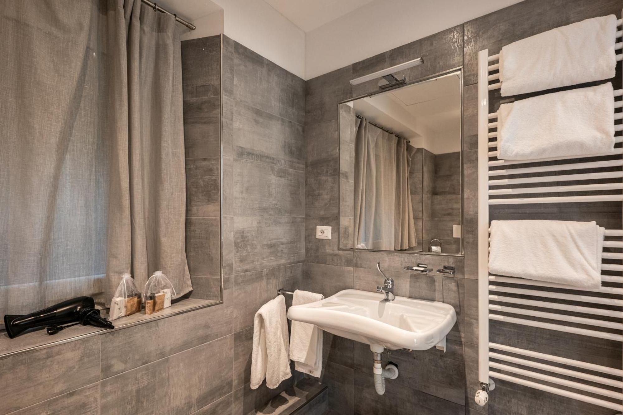 Ai Suma Hotel Milaan Buitenkant foto
